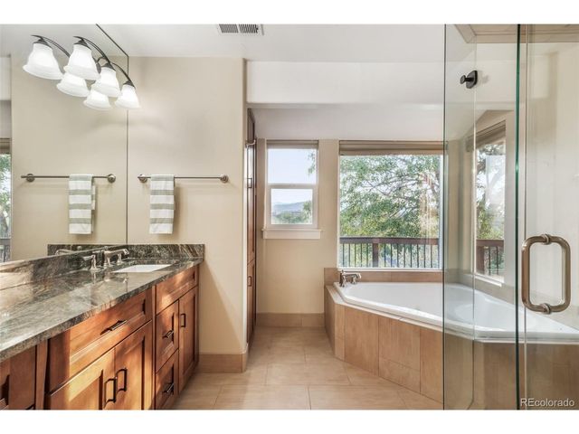 3121 Mountain Shadows Dr, Wheat Ridge, CO 80215