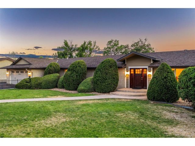 3121 Mountain Shadows Dr, Wheat Ridge, CO 80215