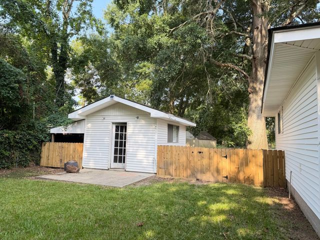 3002 Prince George, Hattiesburg, MS 39402