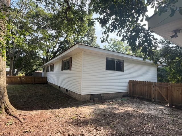 3002 Prince George, Hattiesburg, MS 39402