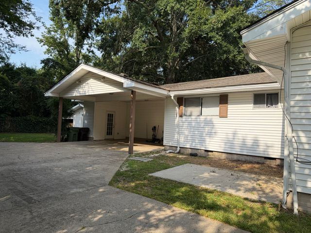 3002 Prince George, Hattiesburg, MS 39402