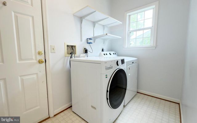 12719 HITCHCOCK CT, Reston, VA 20191