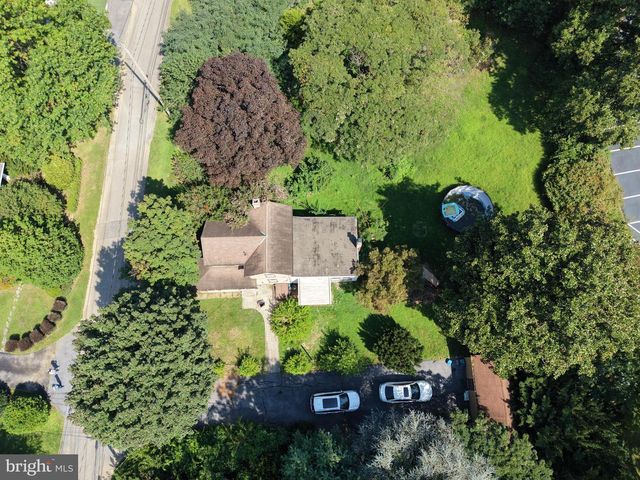 11319 MARBERN RD, Hagerstown, MD 21740