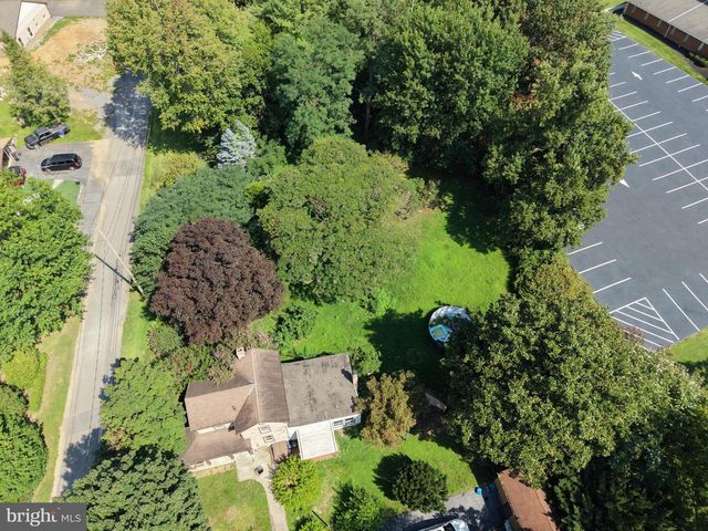 11319 MARBERN RD, Hagerstown, MD 21740
