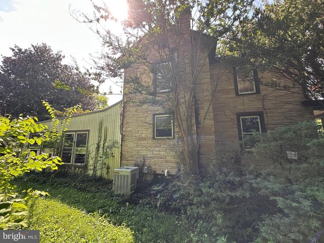 11319 MARBERN RD, Hagerstown, MD 21740