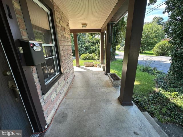 11319 MARBERN RD, Hagerstown, MD 21740