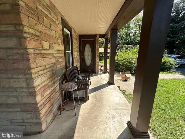 11319 MARBERN RD, Hagerstown, MD 21740