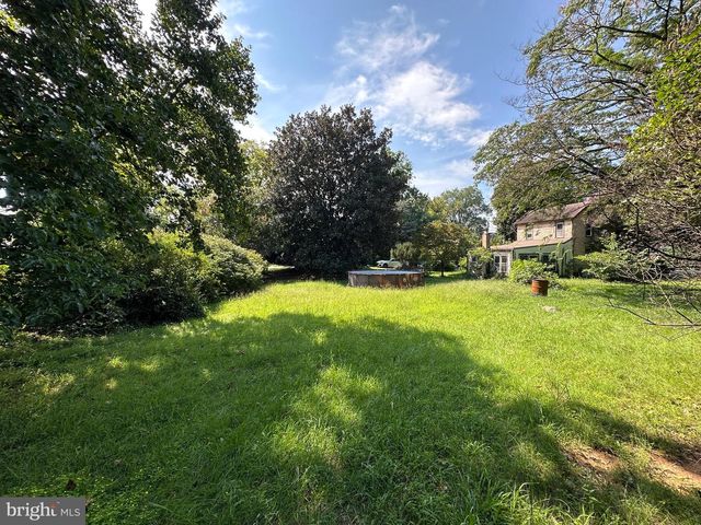 11319 MARBERN RD, Hagerstown, MD 21740
