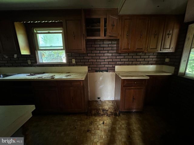 11319 MARBERN RD, Hagerstown, MD 21740