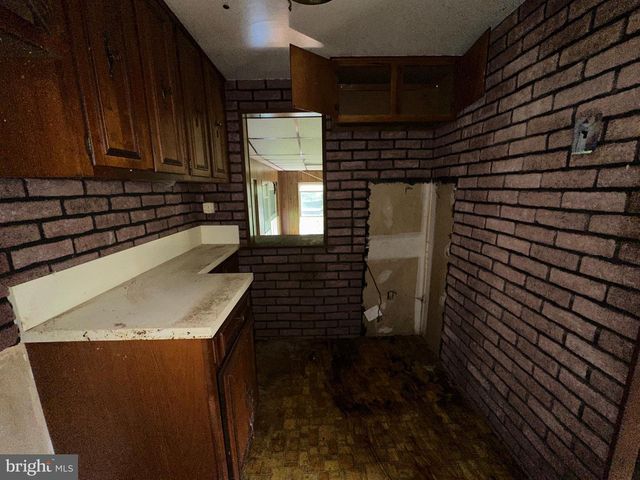 11319 MARBERN RD, Hagerstown, MD 21740