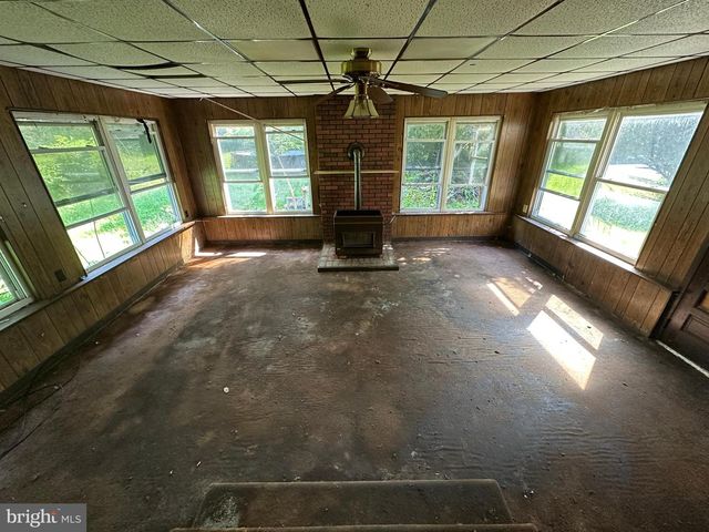 11319 MARBERN RD, Hagerstown, MD 21740