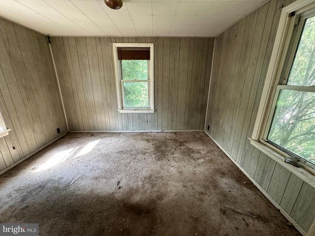 11319 MARBERN RD, Hagerstown, MD 21740