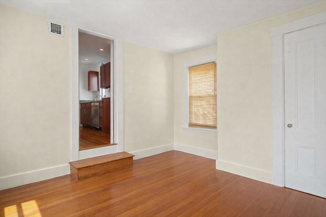 318 K St 2, Boston, MA 02127