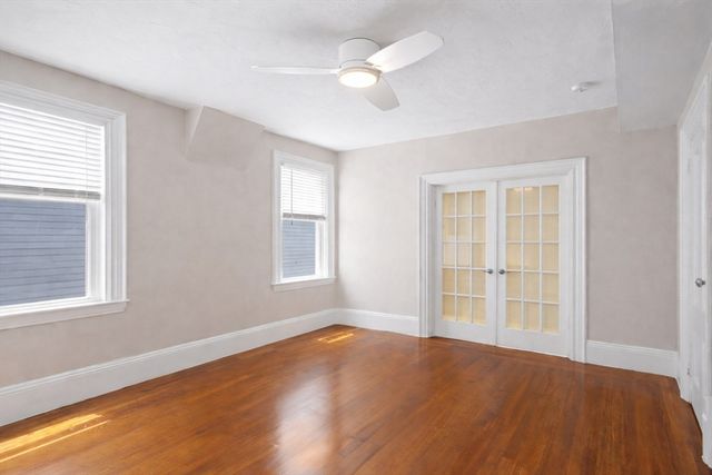 318 K St 2, Boston, MA 02127