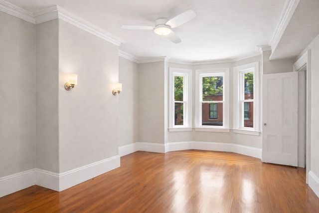 318 K St 2, Boston, MA 02127