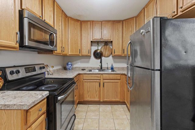 718 Nancy Lane, Madison, WI 53704