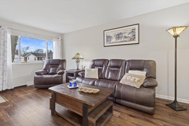 718 Nancy Lane, Madison, WI 53704