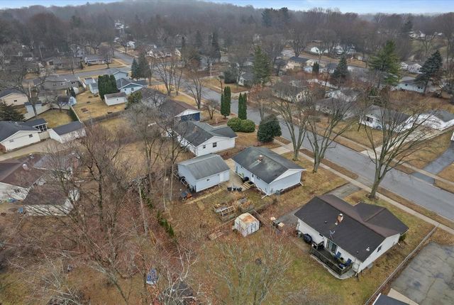 718 Nancy Lane, Madison, WI 53704