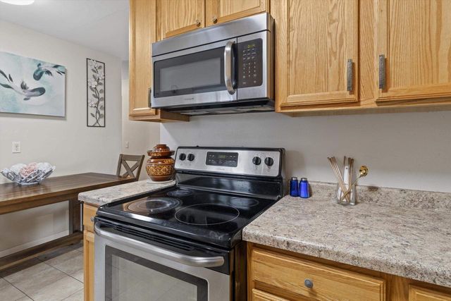 718 Nancy Lane, Madison, WI 53704