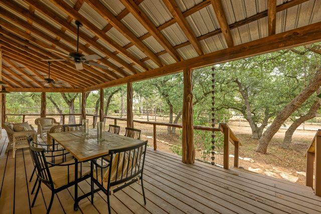 188 Broken Lance DR, Dripping Springs, TX 78620