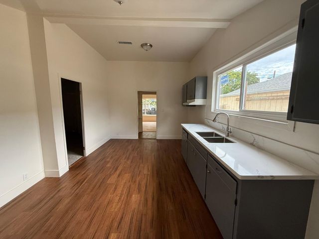 548 E Pleasant, Coalinga, CA 93210