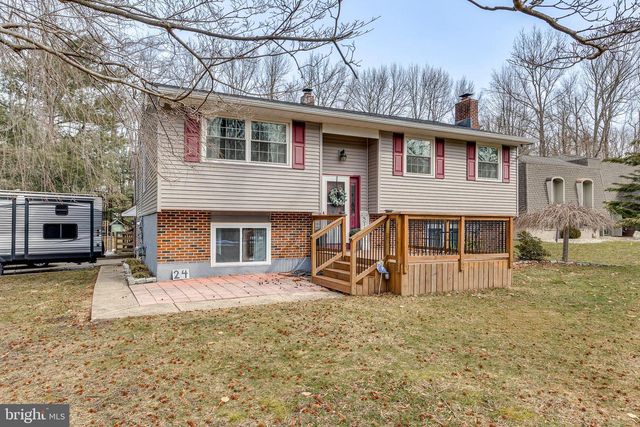 24 VIRGINIA TRL, Medford, NJ 08055