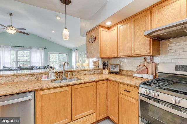 24 VIRGINIA TRL, Medford, NJ 08055