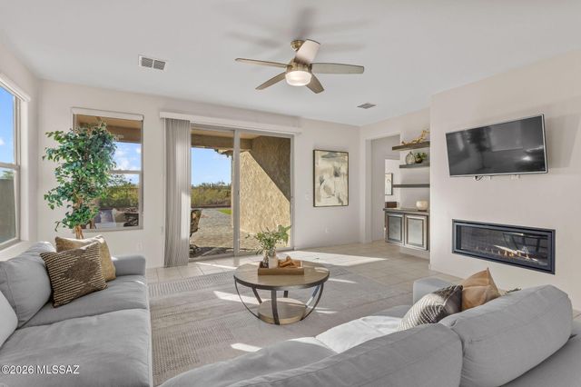 11899 N Raphael Way, Tucson, AZ 85742