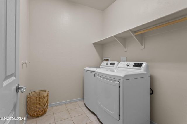 11899 N Raphael Way, Tucson, AZ 85742