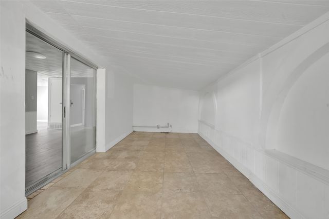 301 S Forest Crest Drive, Garland, TX 75042