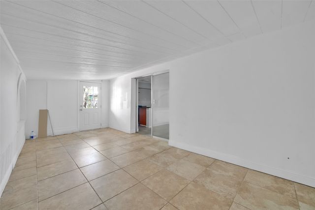 301 S Forest Crest Drive, Garland, TX 75042