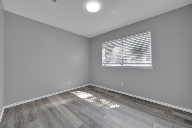 301 S Forest Crest Drive, Garland, TX 75042