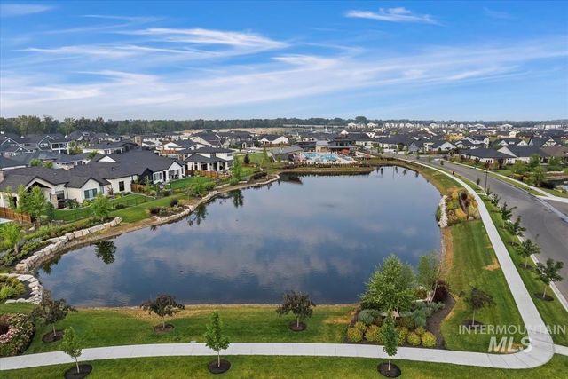 8416 W Meltwater Ln, Eagle, ID 83616