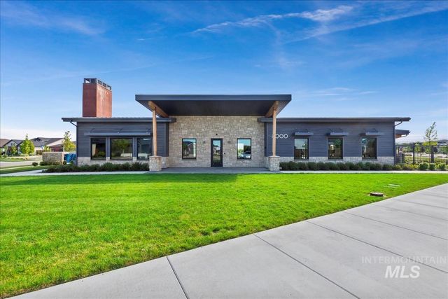 8416 W Meltwater Ln, Eagle, ID 83616