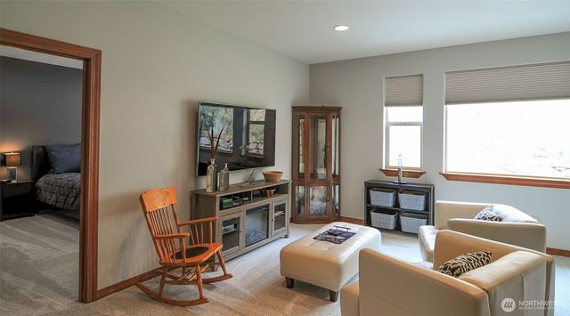 6696 Batterman Road, Rock Island, WA 98850