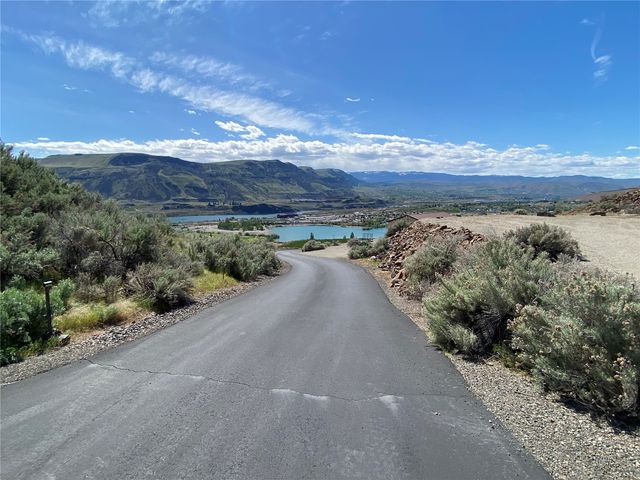 6696 Batterman Road, Rock Island, WA 98850