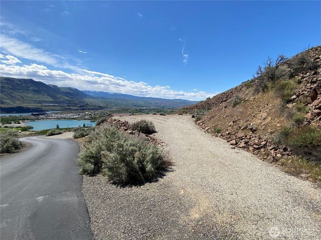 6696 Batterman Road, Rock Island, WA 98850