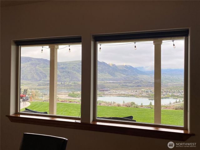 6696 Batterman Road, Rock Island, WA 98850