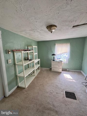 104 WOLCOTT ST, Harrington, DE 19952