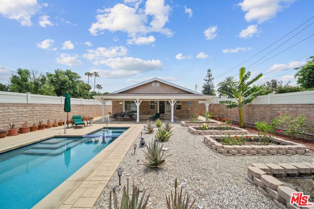 6015 Topeka Drive, Tarzana (los Angeles), CA 91356