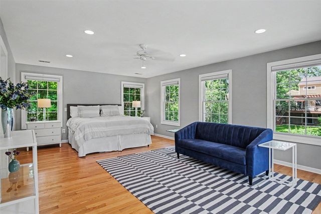 2621 Elmwood Drive, Grand Rapids, MI 49506
