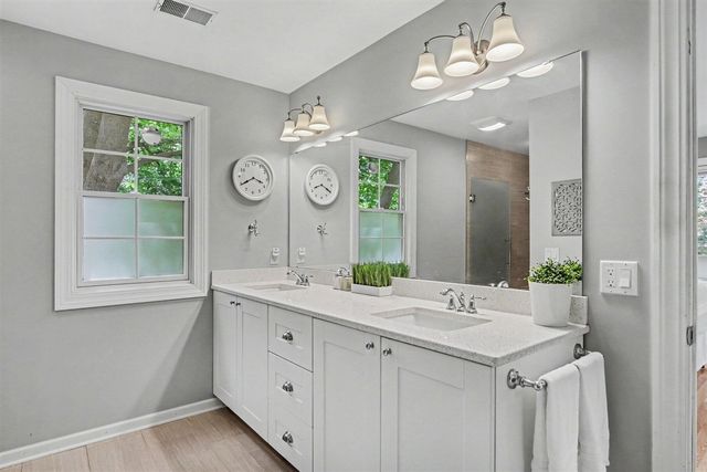 2621 Elmwood Drive, Grand Rapids, MI 49506