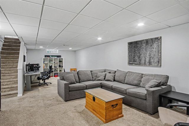 2621 Elmwood Drive, Grand Rapids, MI 49506