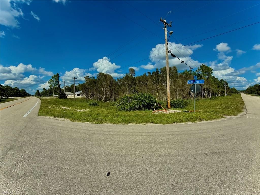 1009/1011 Homestead RD S, LEHIGH ACRES, FL 33974 — exterior
