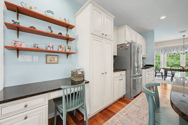 21 Conifer Lane, New London, NH 03257