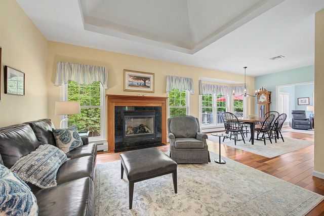 21 Conifer Lane, New London, NH 03257