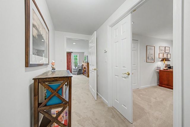 21 Conifer Lane, New London, NH 03257