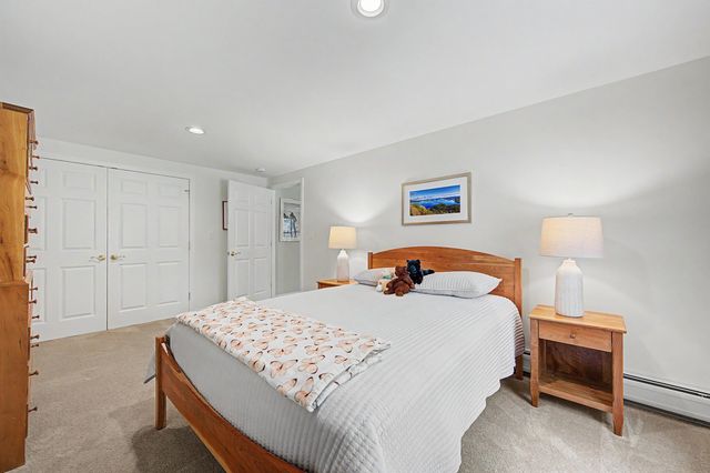 21 Conifer Lane, New London, NH 03257