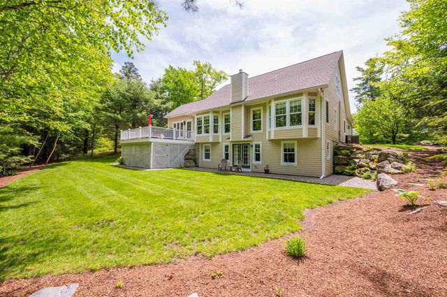21 Conifer Lane, New London, NH 03257