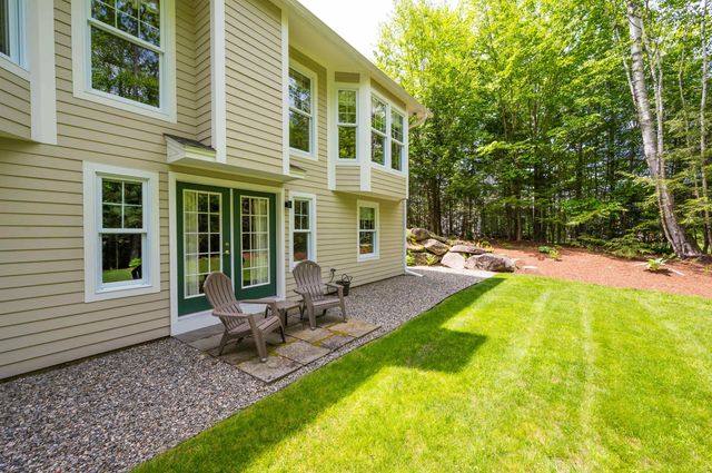 21 Conifer Lane, New London, NH 03257